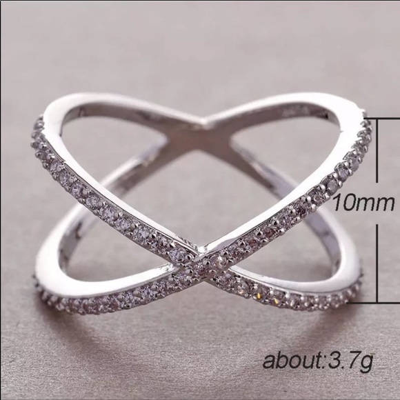 New Women’s 925 Silver Diamond Luxury Ring - Picture 4 of 5